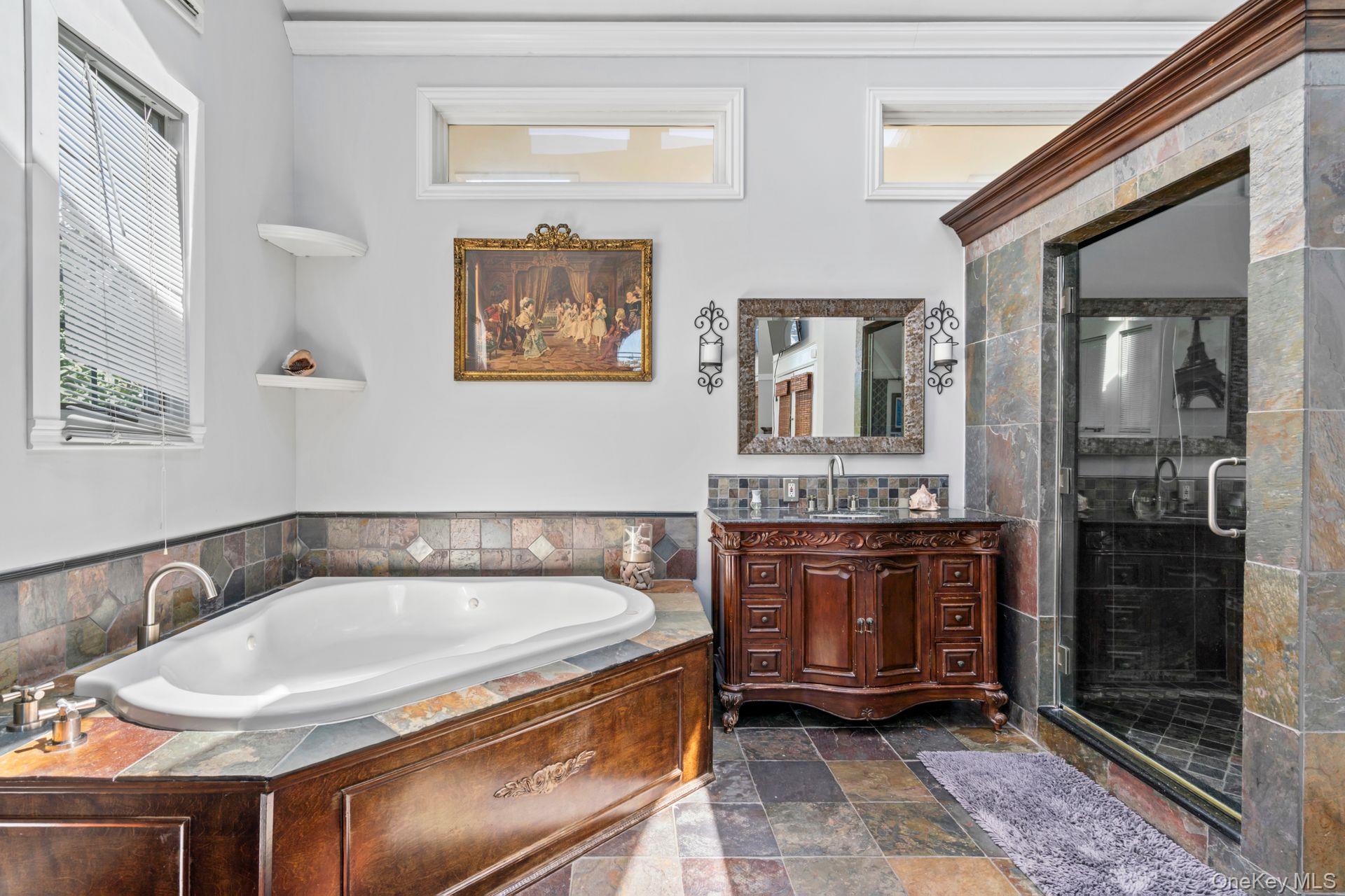 Islip Terrace, New York 11752, United States, 4 Bedrooms Bedrooms, ,3 BathroomsBathrooms,Residential,Active,201992