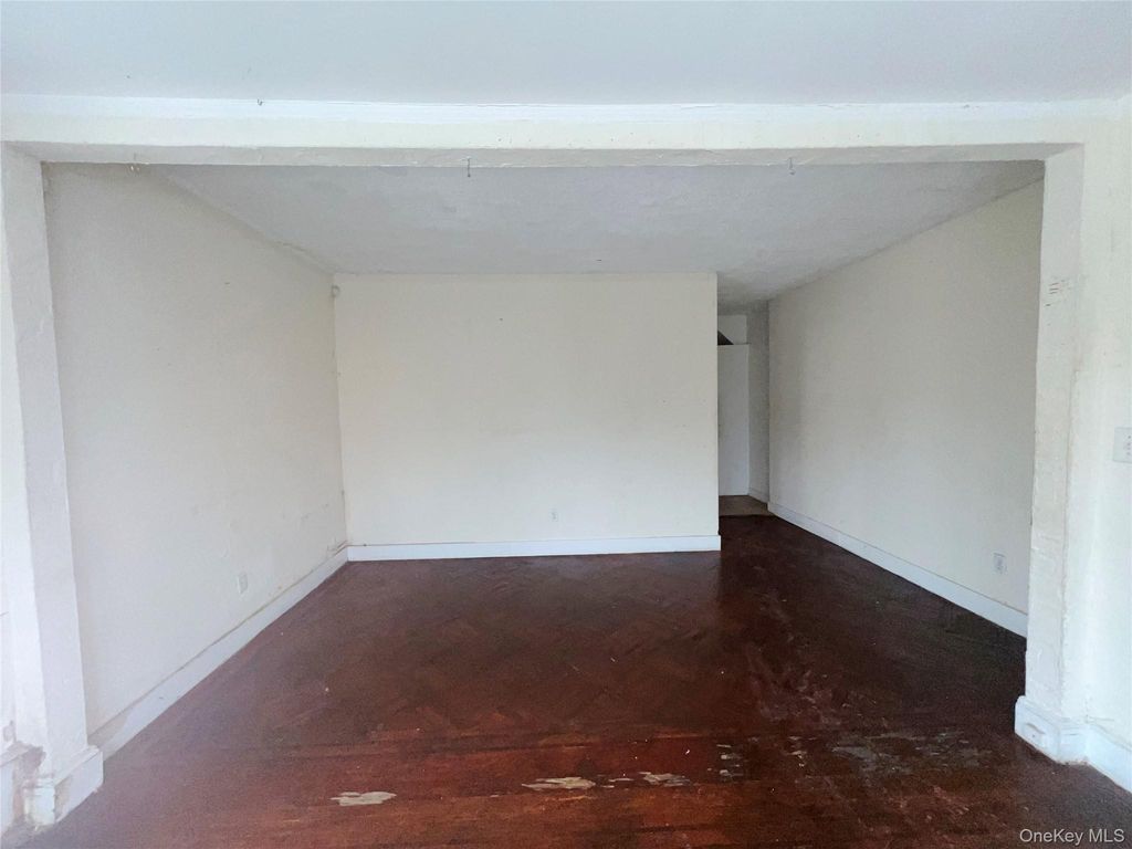 Photo of 13533 234th Place, Rosedale, NY 11422 (MLS # 964529)