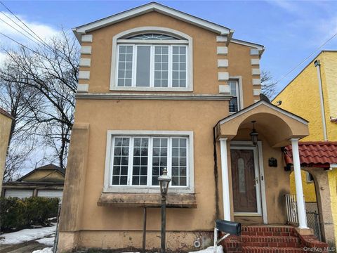 Homes For Sale - 13533 234th Place<br/> Rosedale, NY 11422