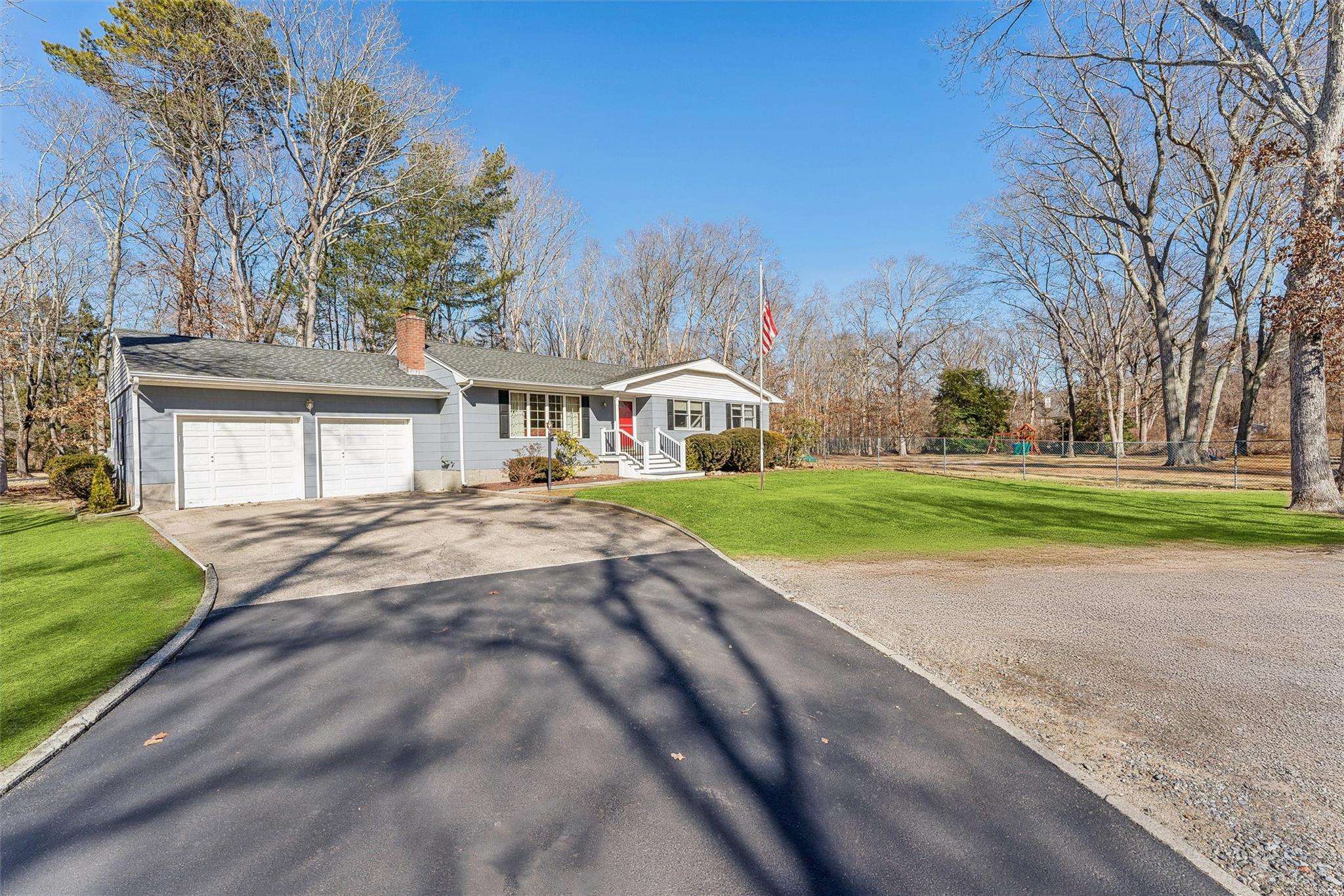Property for Sale at Chapman Boulevard, Manorville, Hamptons, NY - Bedrooms: 3 
Bathrooms: 2  - $674,000