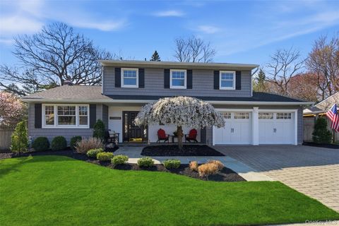 6 Oneonta Court Centerport NY 11721