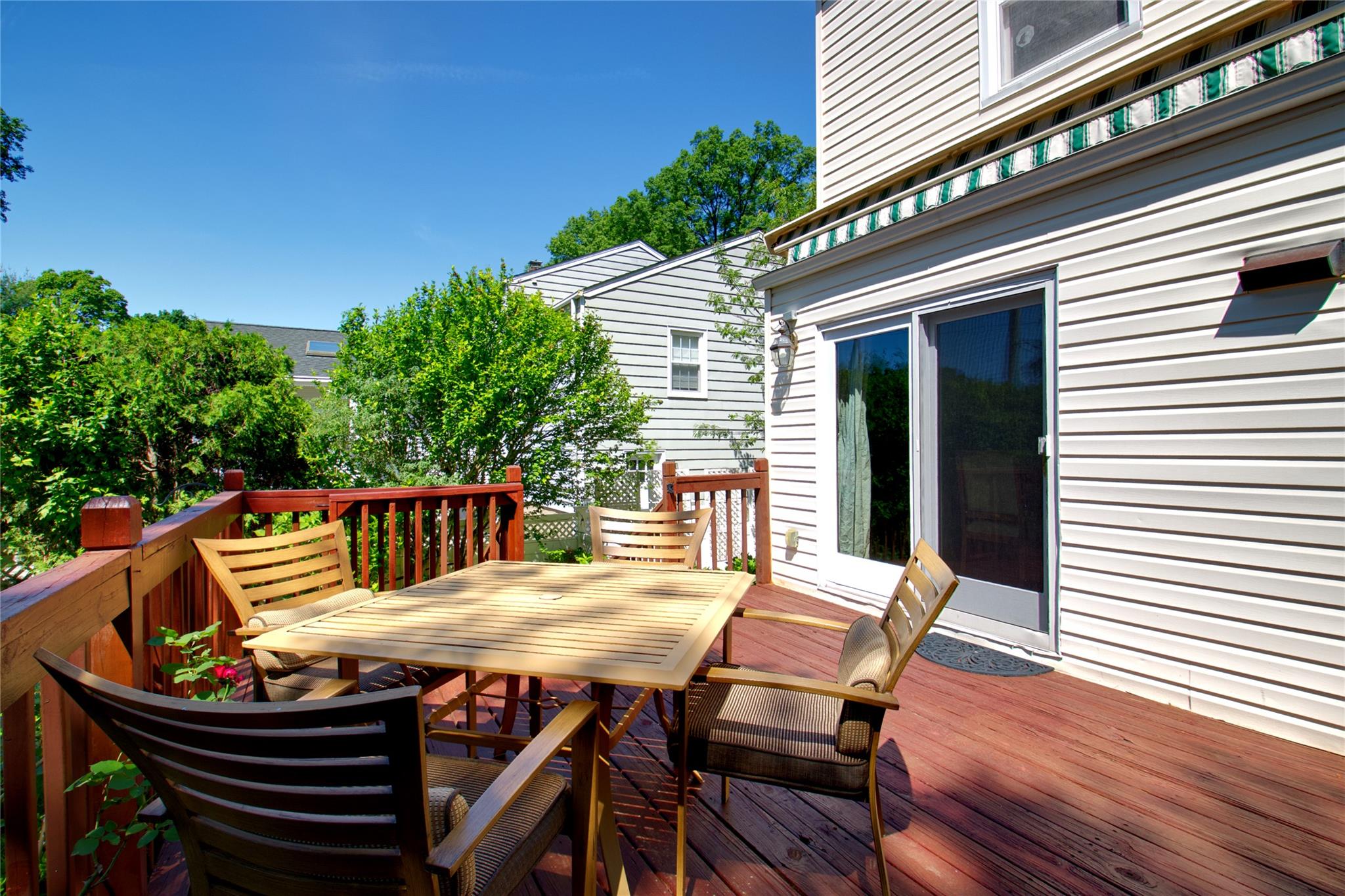 172 Brook Street, Garden City, New York image 23