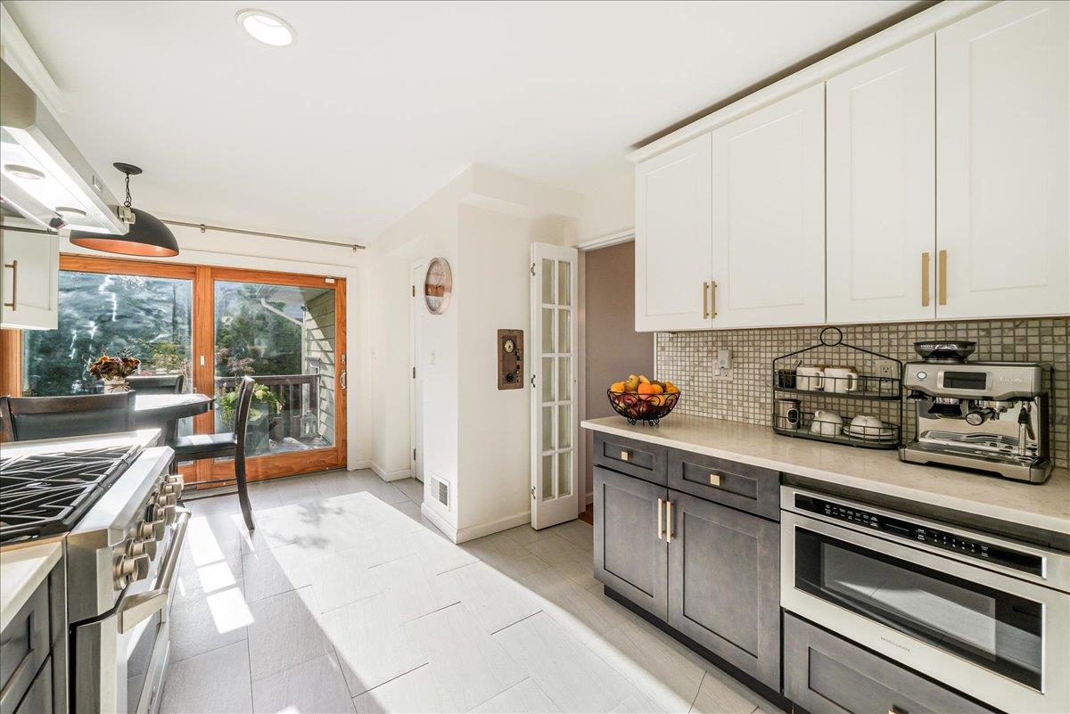 53 Seton Drive, New Rochelle, New York image 11