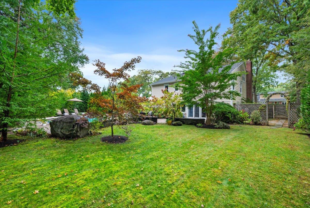 53 Seton Drive, New Rochelle, New York image 36