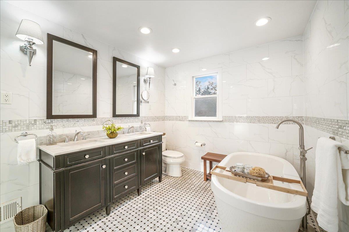 53 Seton Drive, New Rochelle, New York image 16