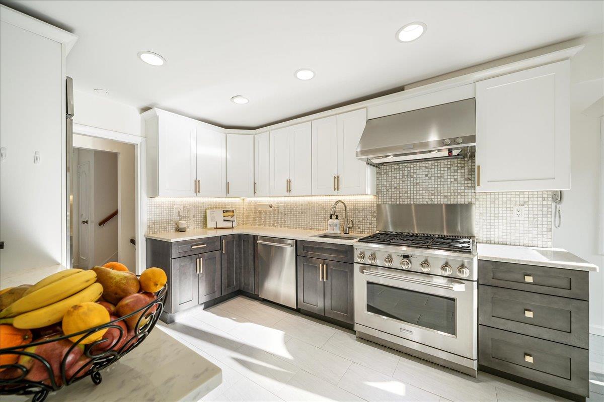 53 Seton Drive, New Rochelle, New York image 10