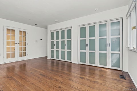 Tiny photo for 4 Leatherstocking Lane, Mamaroneck, NY 10543 (MLS # 1029901)