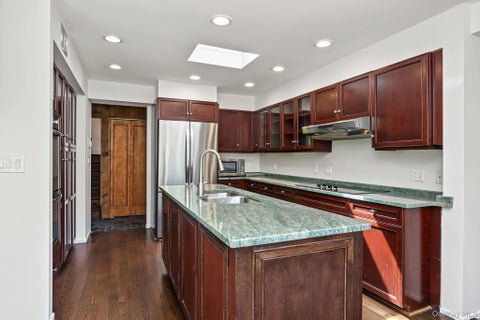 Tiny photo for 4 Leatherstocking Lane, Mamaroneck, NY 10543 (MLS # 1029901)