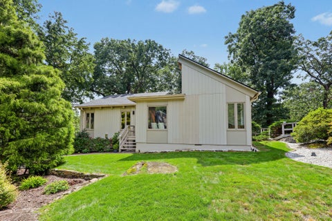 Tiny photo for 4 Leatherstocking Lane, Mamaroneck, NY 10543 (MLS # 1029901)