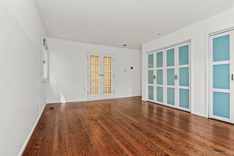 Tiny photo for 4 Leatherstocking Lane, Mamaroneck, NY 10543 (MLS # 1029901)