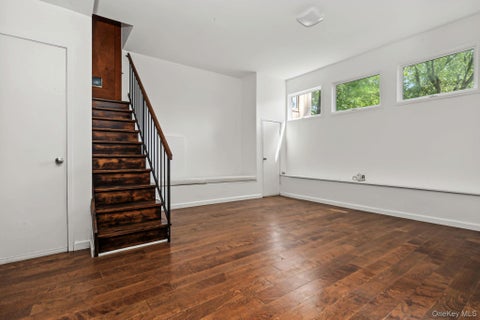 Tiny photo for 4 Leatherstocking Lane, Mamaroneck, NY 10543 (MLS # 1029901)
