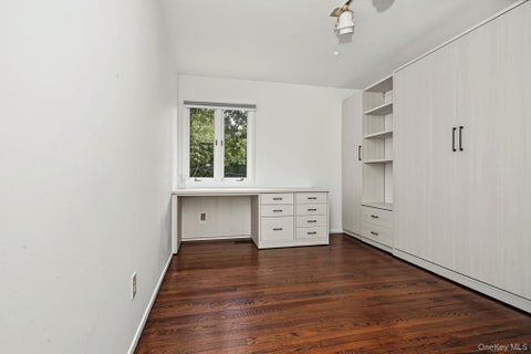 Tiny photo for 4 Leatherstocking Lane, Mamaroneck, NY 10543 (MLS # 1029901)
