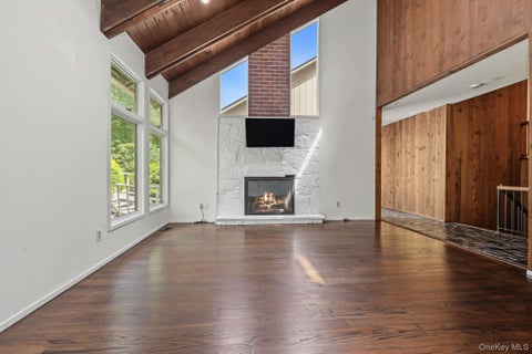 Tiny photo for 4 Leatherstocking Lane, Mamaroneck, NY 10543 (MLS # 1029901)