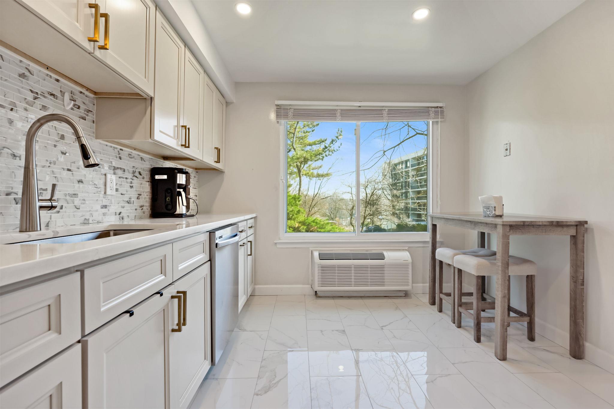 300 High Point Drive #111, Hartsdale, New York image 8
