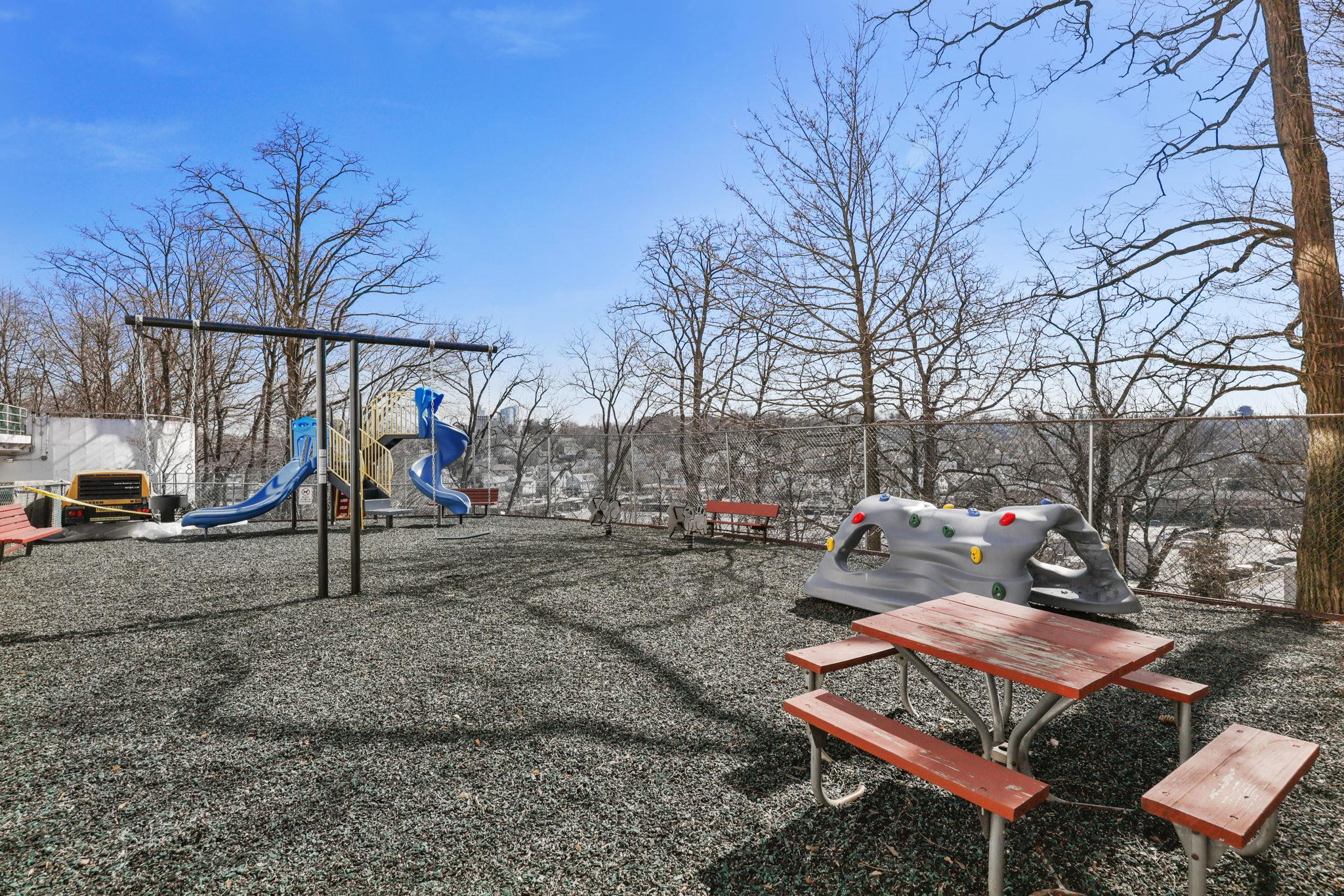 300 High Point Drive #111, Hartsdale, New York image 25