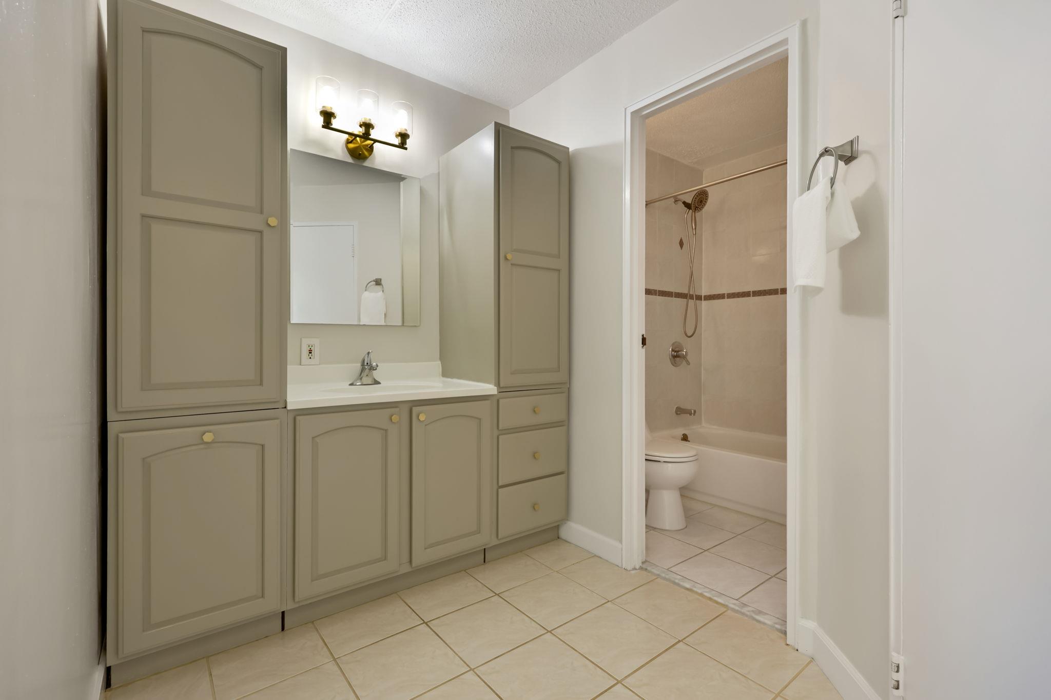300 High Point Drive #111, Hartsdale, New York image 13