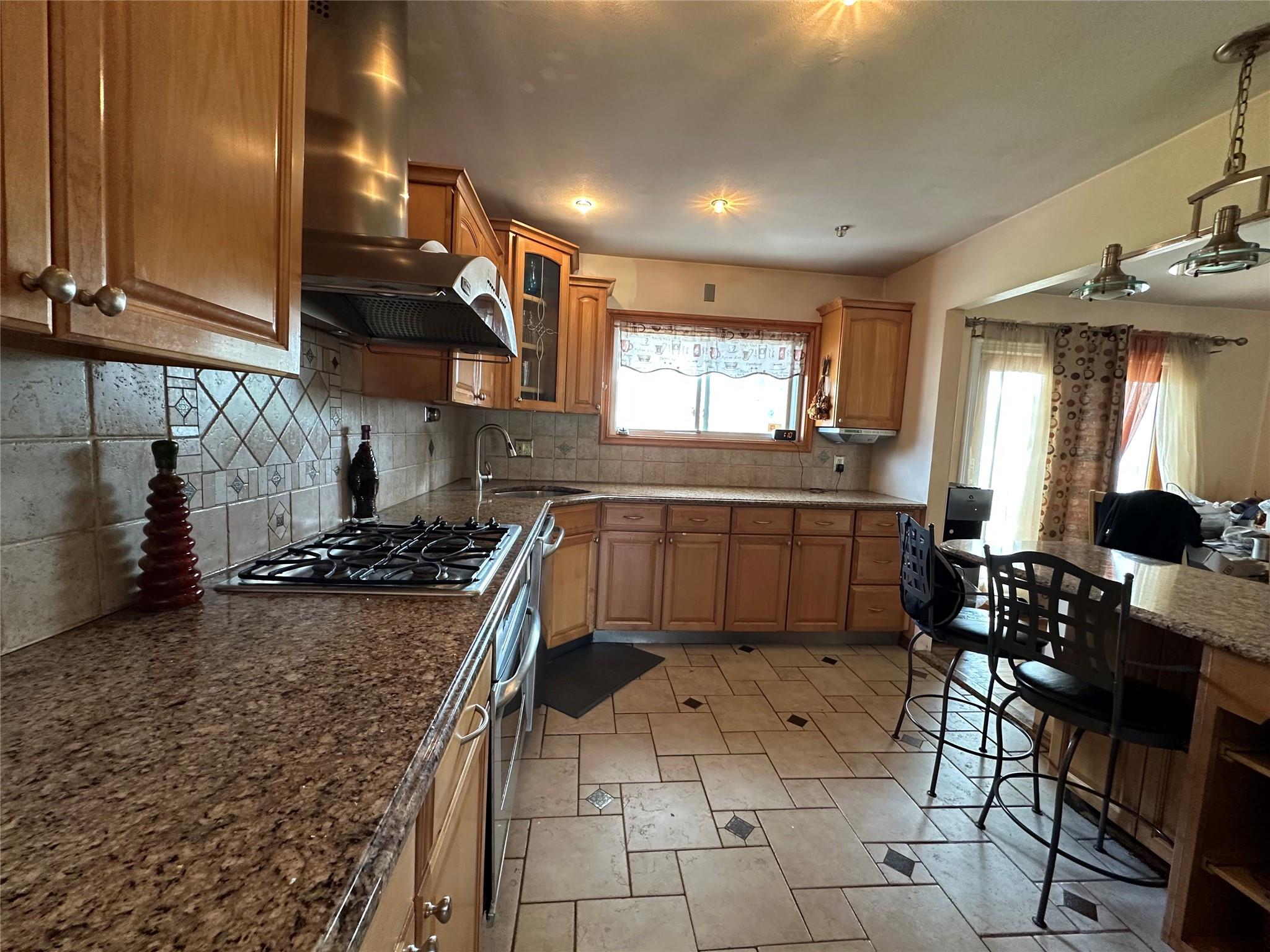 919 Pinelake Drive, West Hempstead, New York image 22