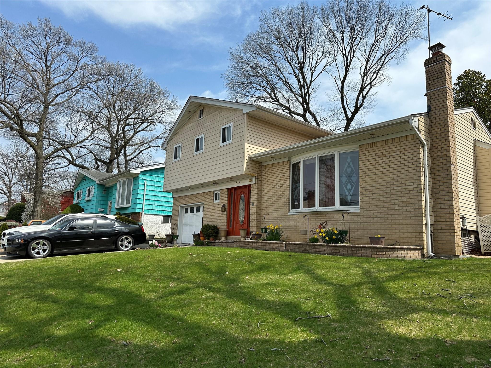 919 Pinelake Drive, West Hempstead, New York image 1