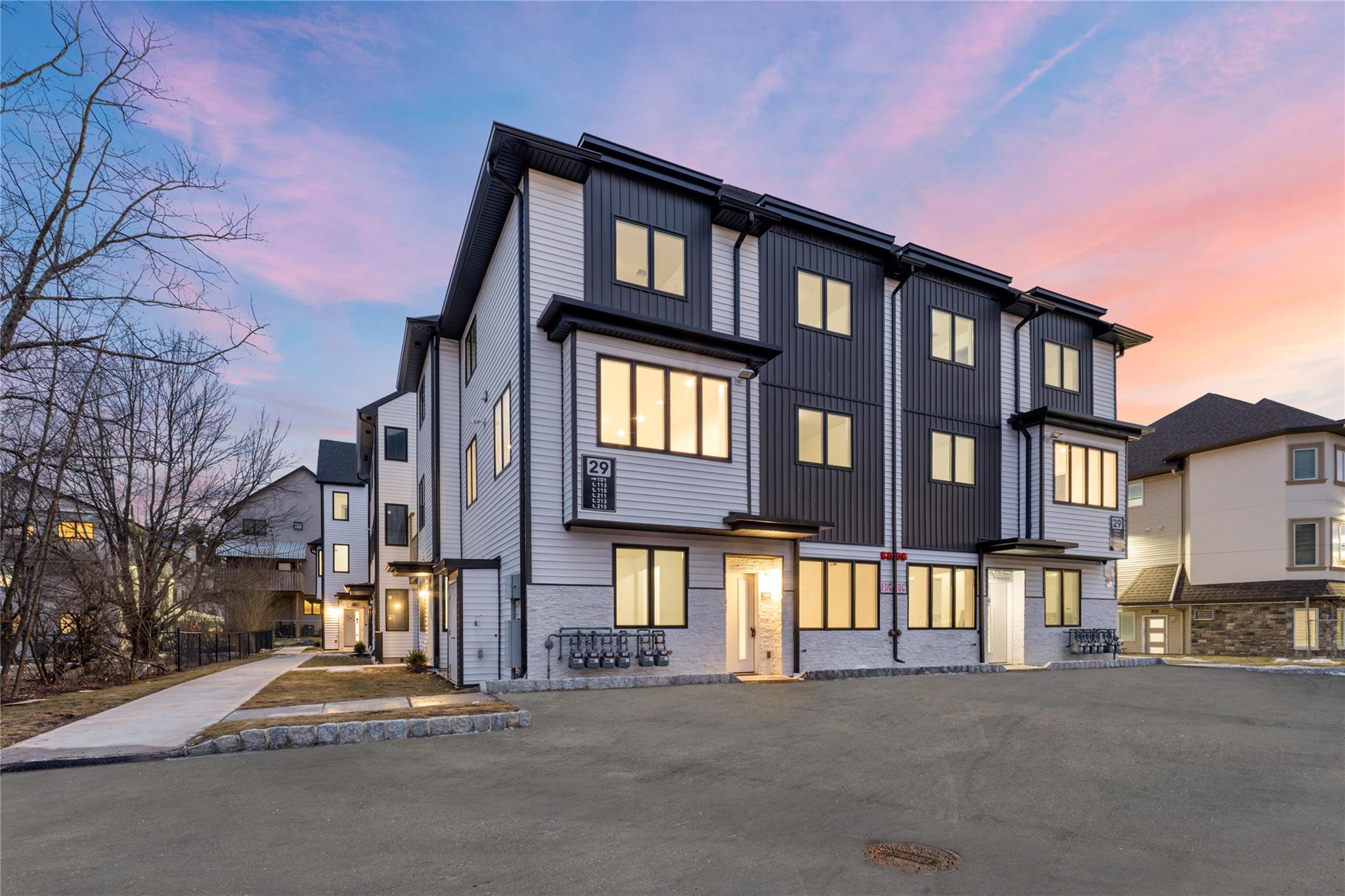 29 Calvert Drive #211, Monsey, New York image 2