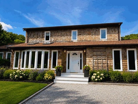 Condo For Rent - 13 Buttercup Lane<br/> Westhampton, NY 11977