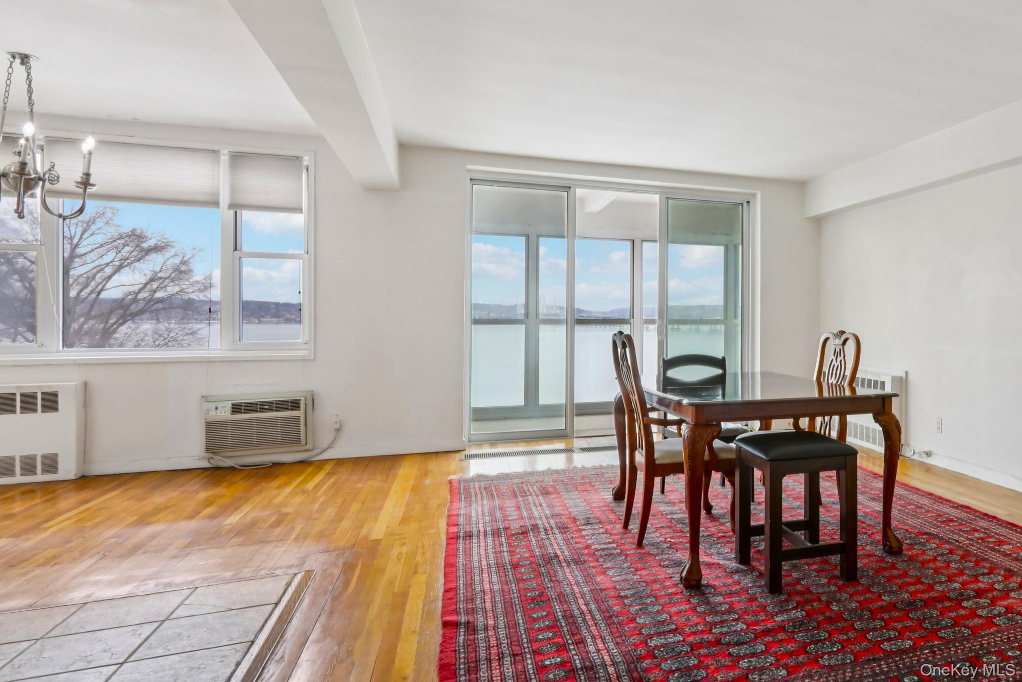 4 Salisbury Point 4A