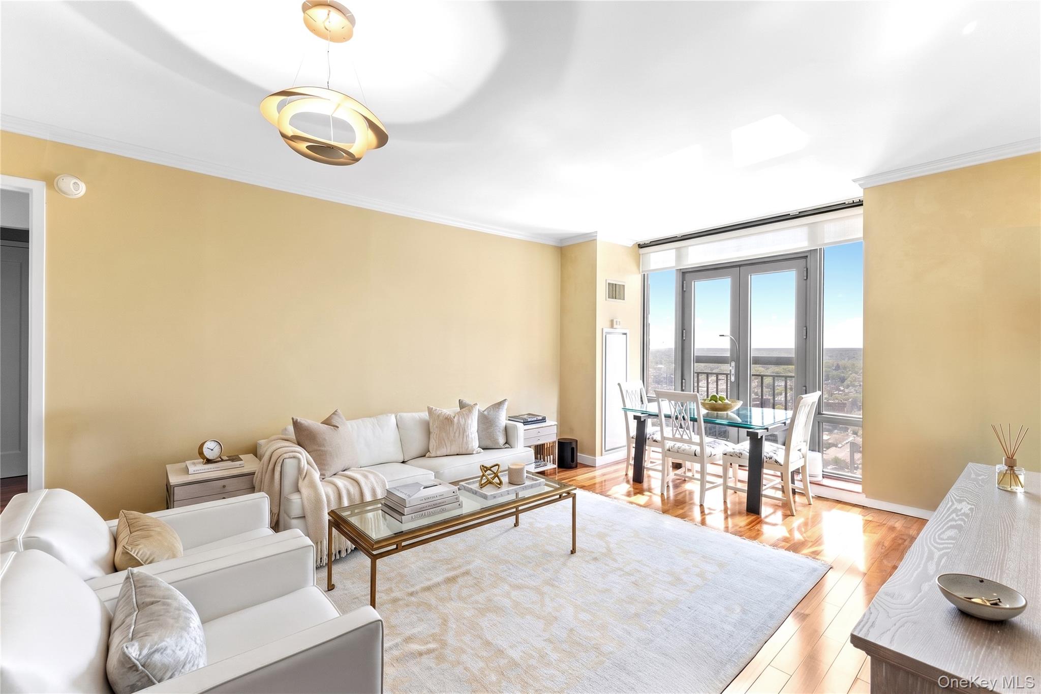 10 City Place PH2C