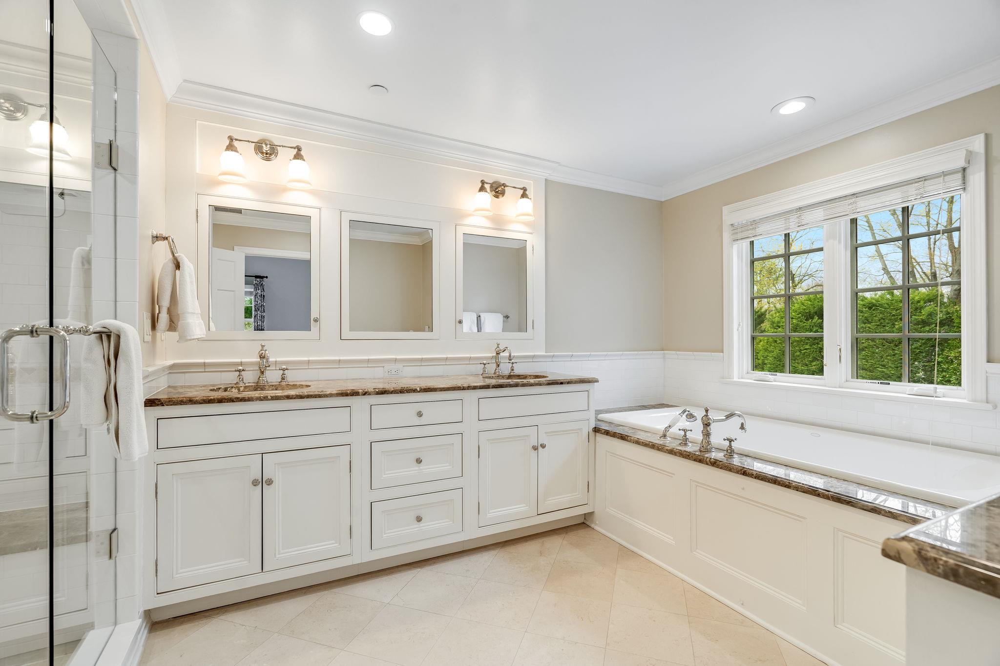 58 Pleasant Ridge Road, Harrison, New York image 15