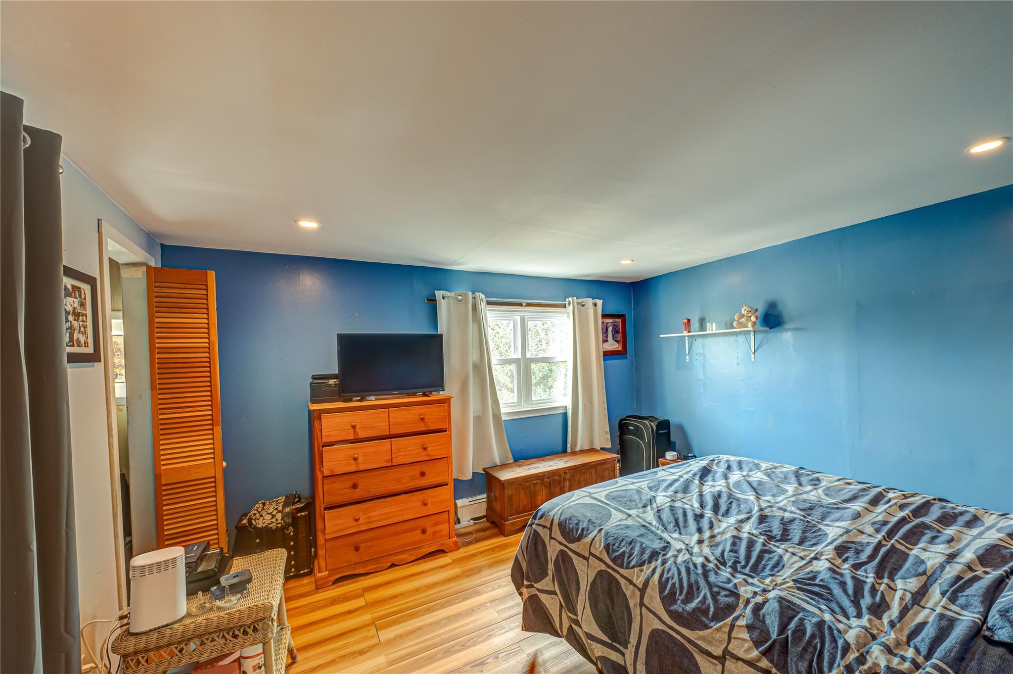 46 Stone Lane, Levittown, New York image 13