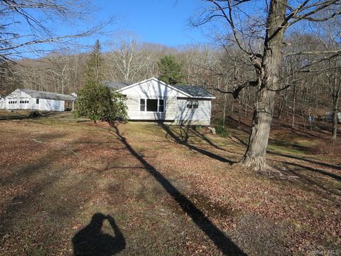 3057 Pleasant Ridge Road Wingdale NY 12594