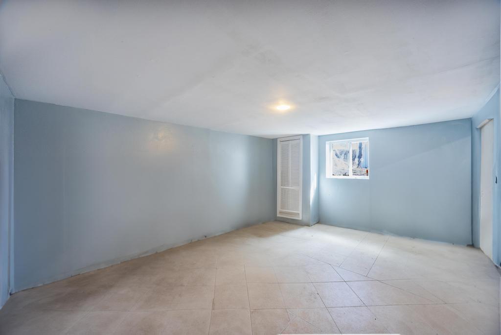 1068 Connetquot Avenue, Central Islip, New York image 26