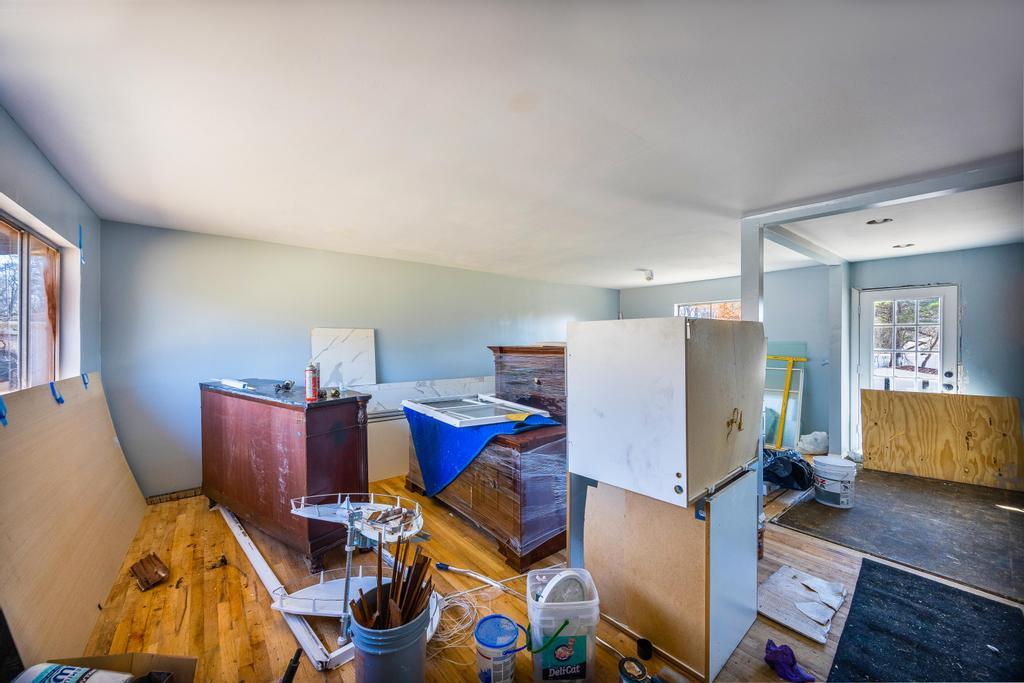 1068 Connetquot Avenue, Central Islip, New York image 9