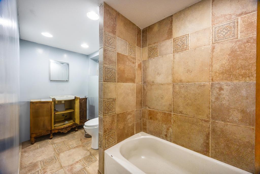 1068 Connetquot Avenue, Central Islip, New York image 24