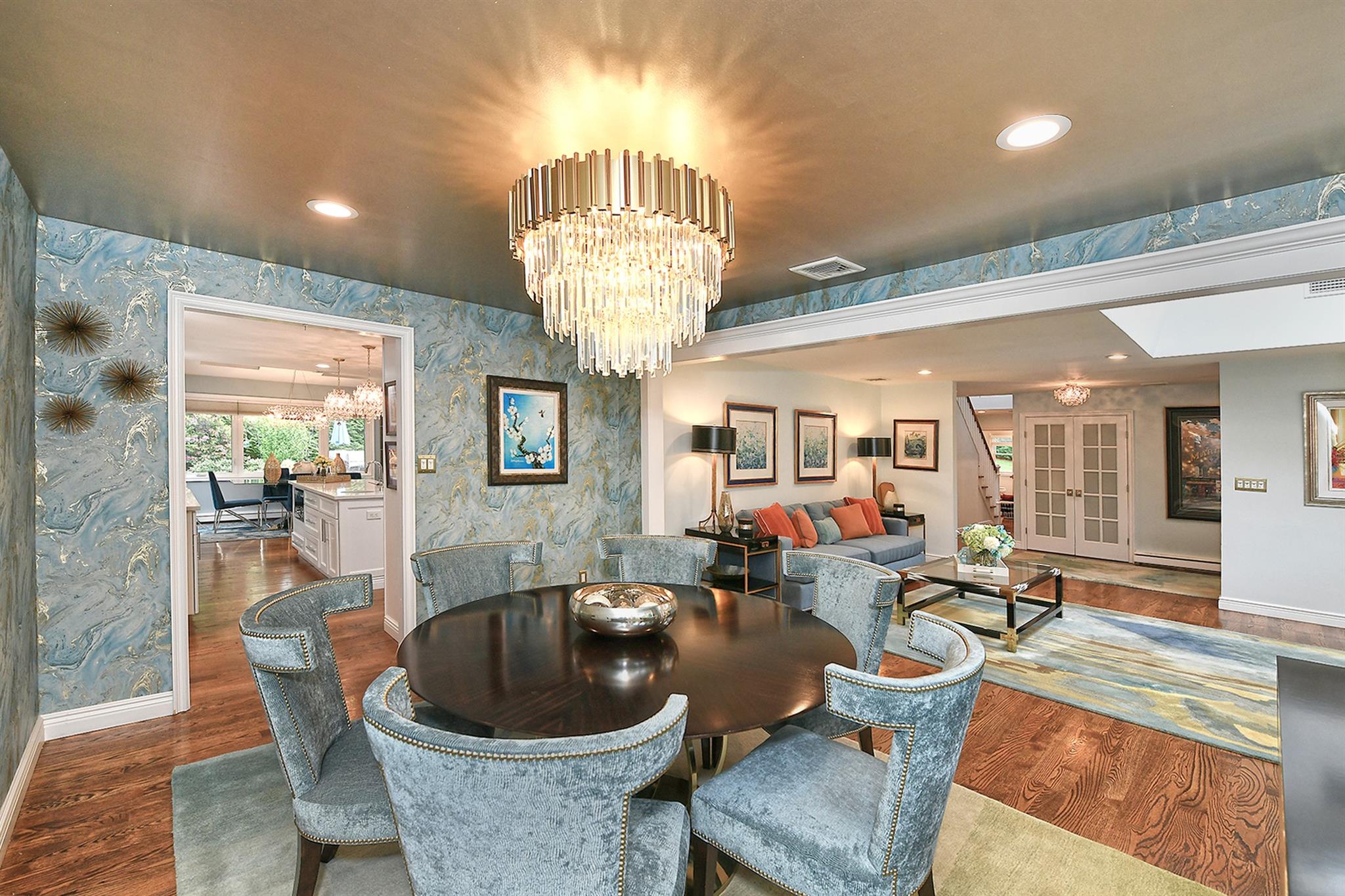 47 Wilmington Drive, Melville, New York image 11