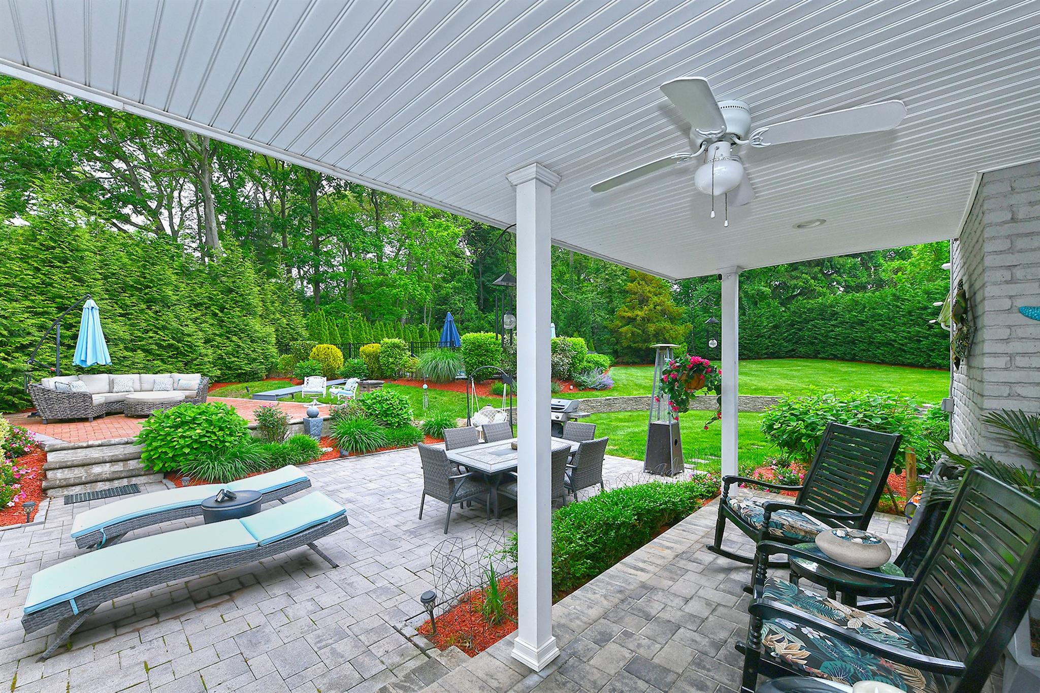 47 Wilmington Drive, Melville, New York image 33
