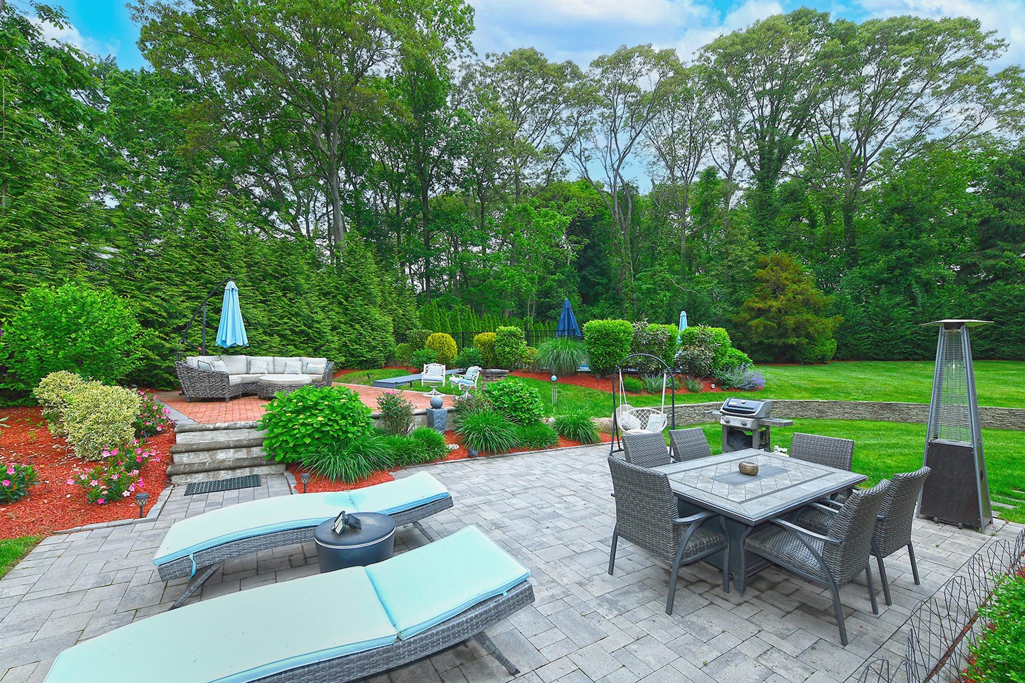 47 Wilmington Drive, Melville, New York image 34