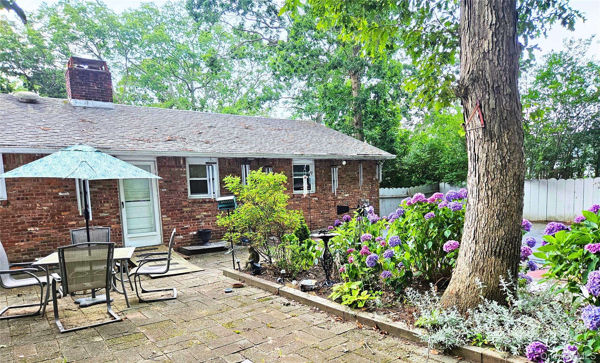 5 Leland Drive