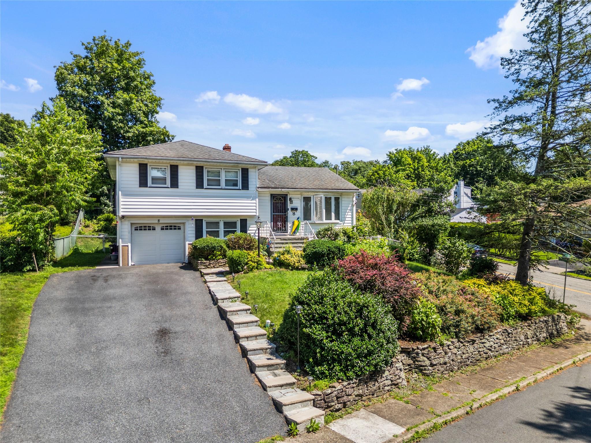 8 Valley View Terrace