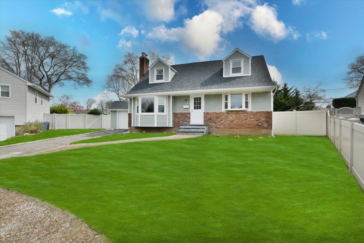 3835 Marion Court, Seaford, New York image 4