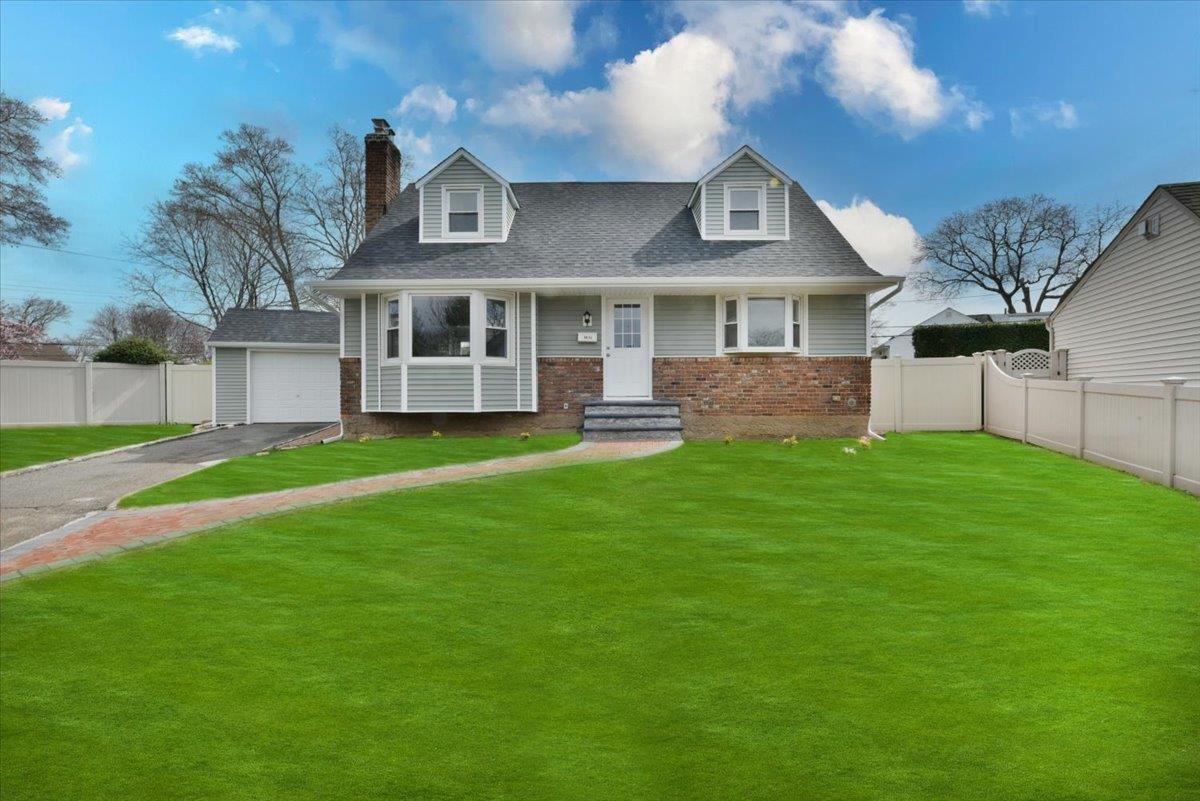 3835 Marion Court, Seaford, New York image 2