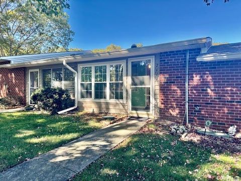 Photo of 261 Unit D Newcastle Court, Ridge, NY 11961 (MLS # 923233)