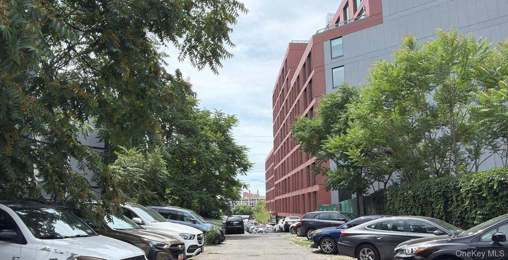 Photo of 72 Clove Road #76-2, Brooklyn, NY 11225 (MLS # 1019525)