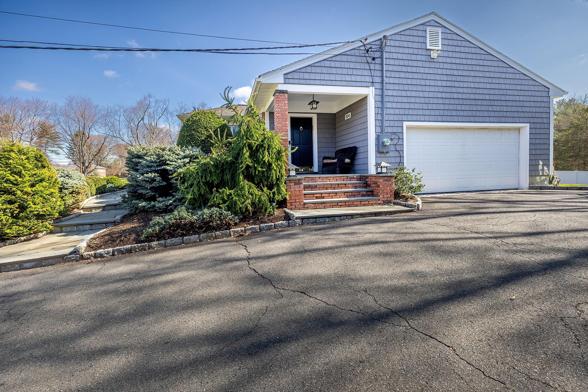 104 Country Ridge Drive, Rye Brook, New York image 38