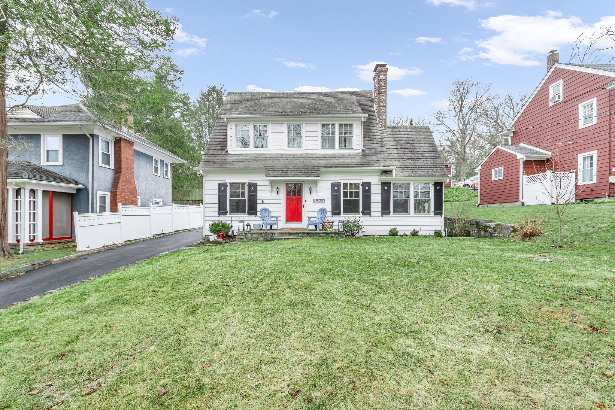 202 Byram Lake Road, Mount Kisco, New York image 1