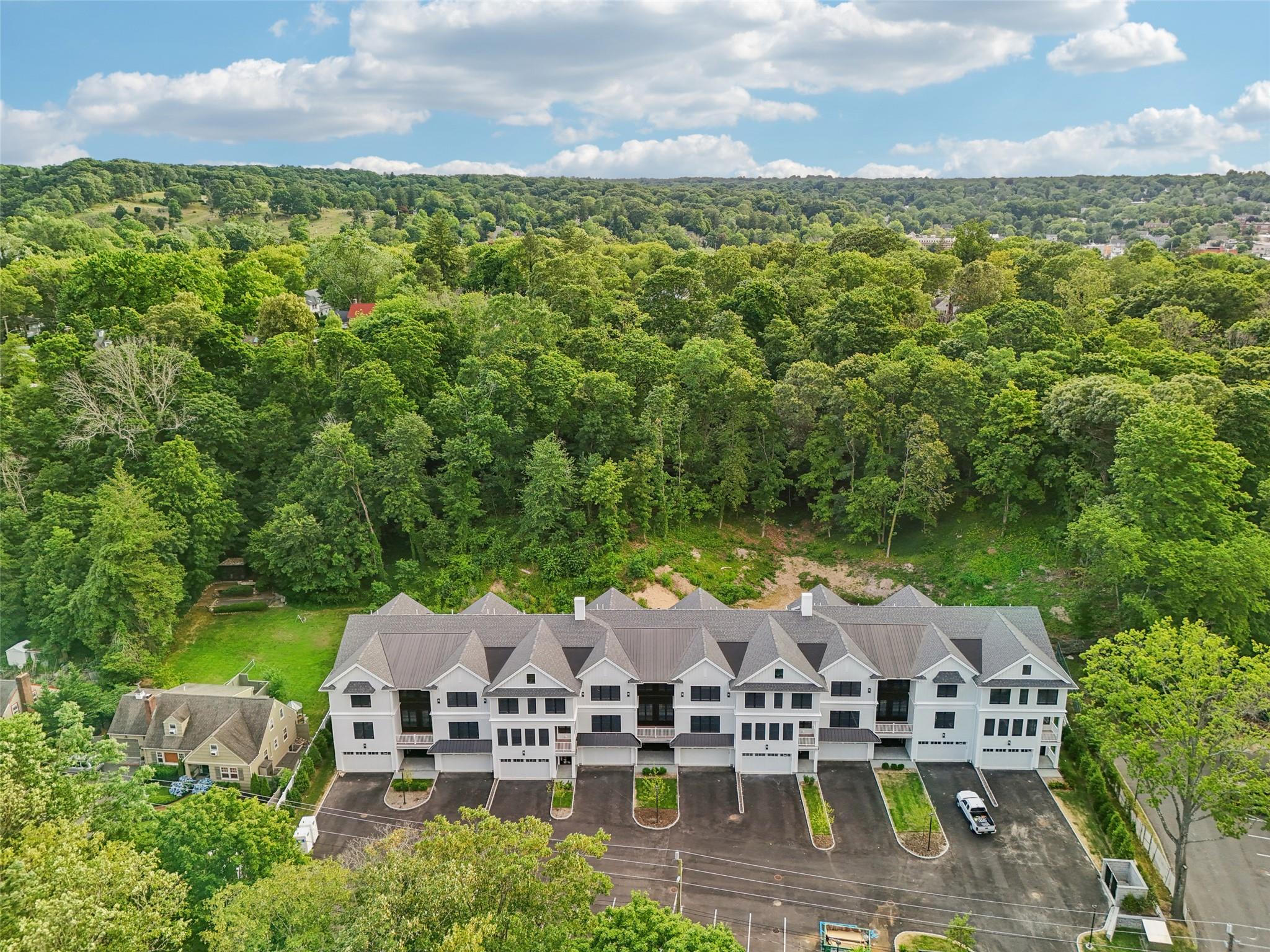 133 Spring Road #4, Huntington, New York image 40