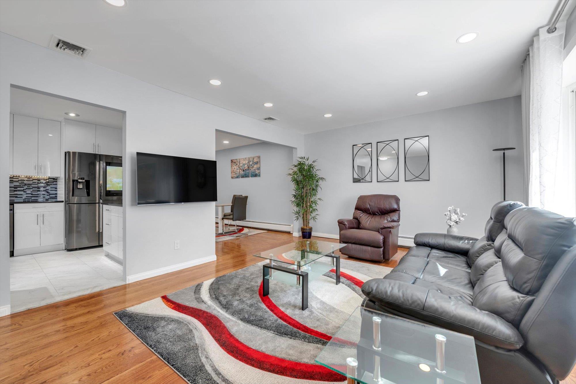 143-07 Rose Avenue