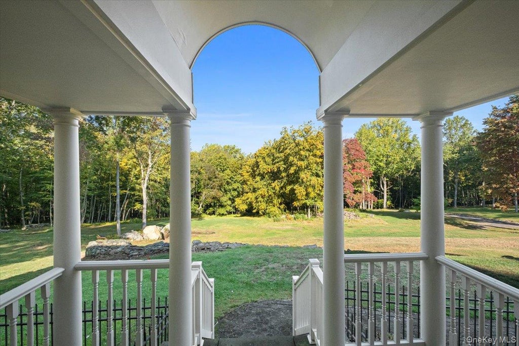 Photo of 46 Skyhigh Road, Putnam Valley, NY 10579 (MLS # 1055779)
