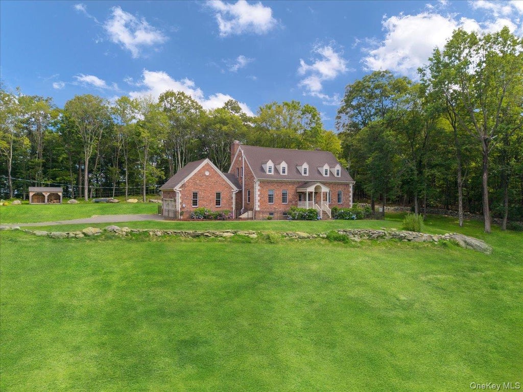 Photo of 46 Skyhigh Road, Putnam Valley, NY 10579 (MLS # 1055779)