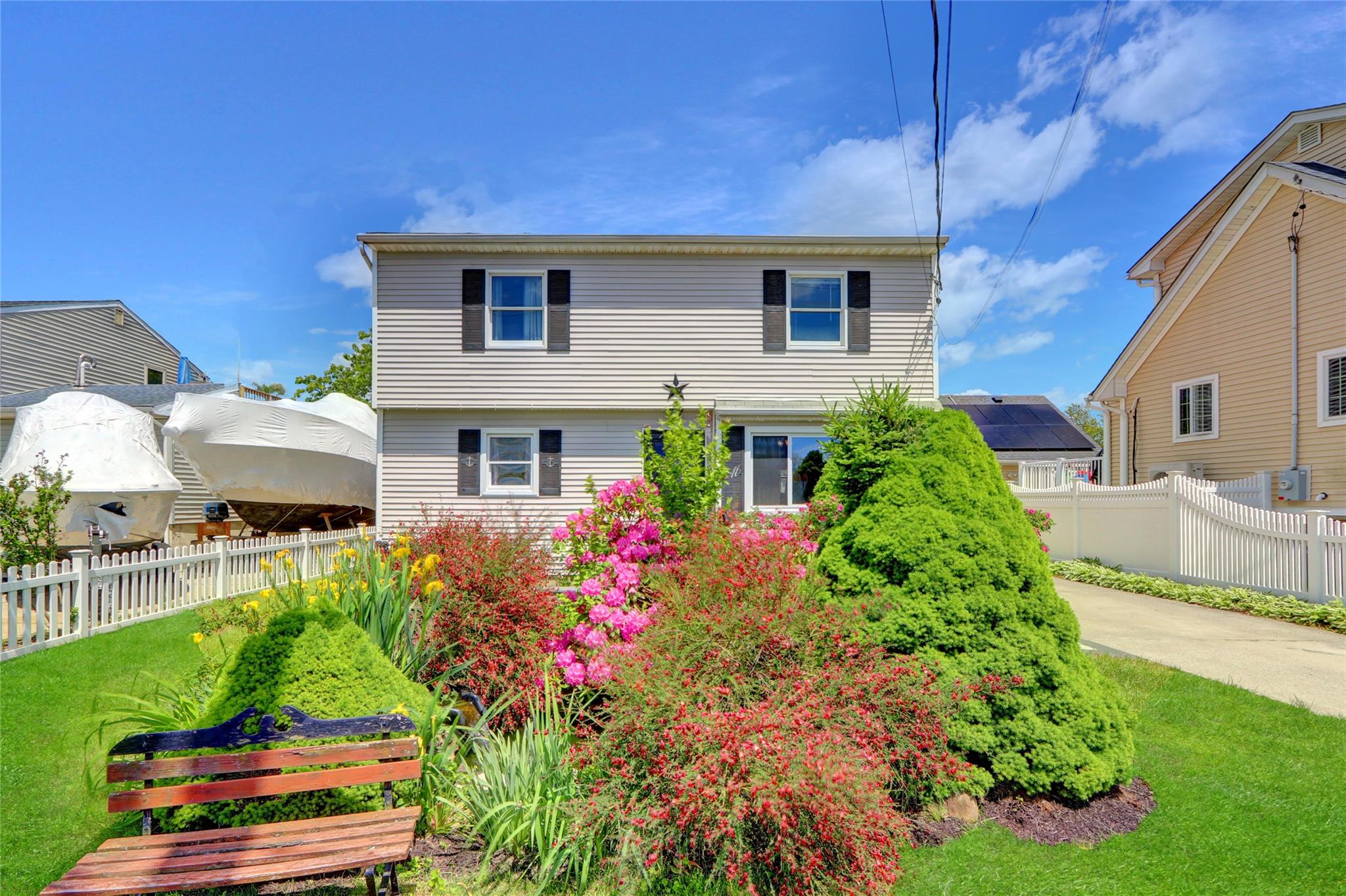 674 Shore Road, Lindenhurst, New York image 3