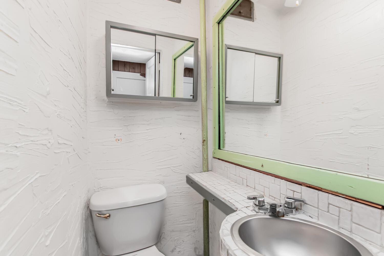 88 Parkway North, Yonkers, New York image 7