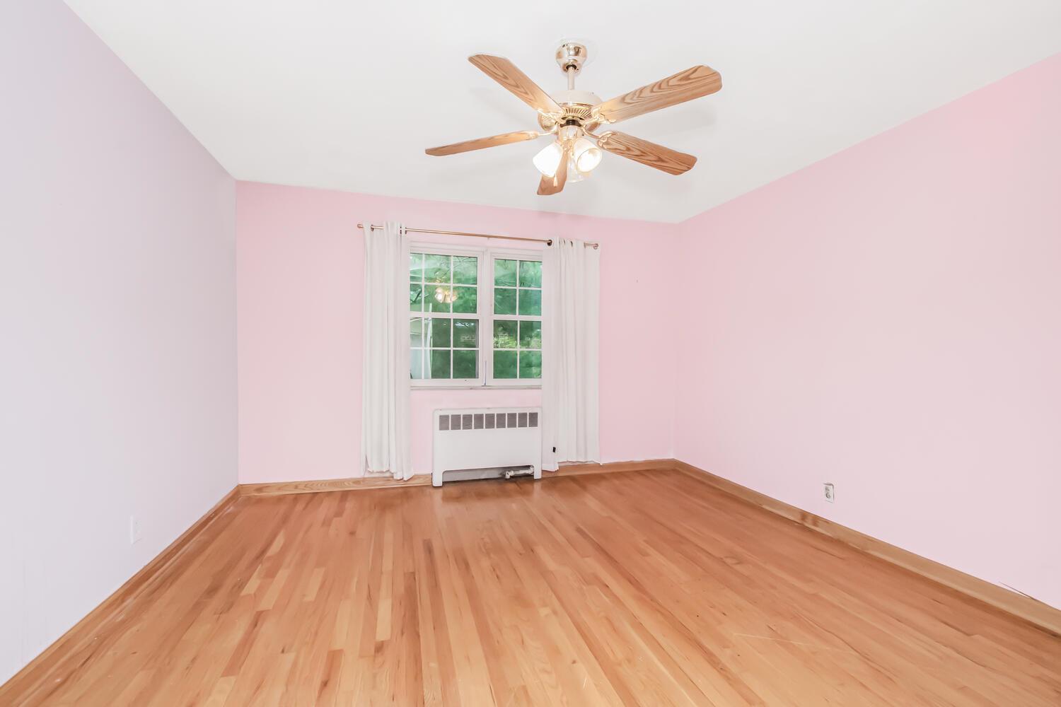 88 Parkway North, Yonkers, New York image 12